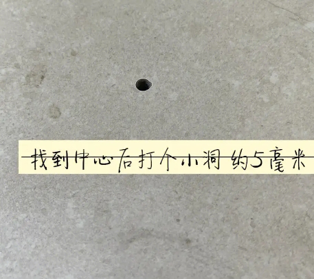 内黄瓷砖空鼓维修公司专业解答在瓷砖铺贴过程中，如果砂料搅拌不均匀，将会带来以下问题